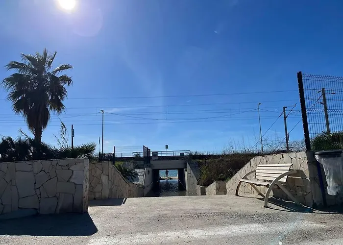 Διαμέρισμα Modern W Terrace 250m From & Pool Αντίμπ