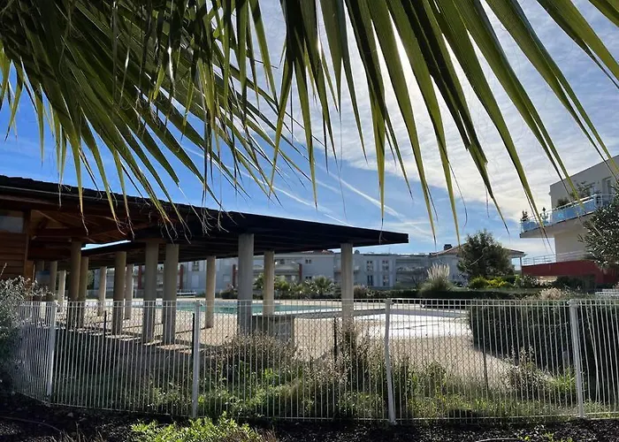 Διαμέρισμα Modern W Terrace 250m From & Pool