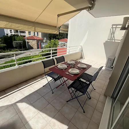 Apartment Modern W Terrace 250m From & Pool *